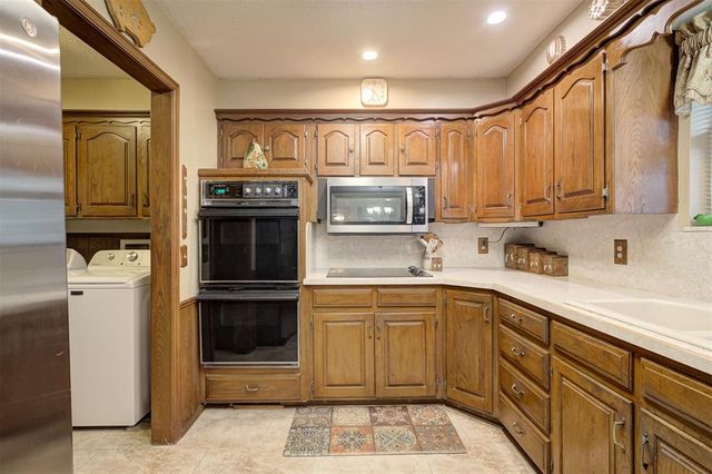 6424 S Lee Avenue, Oklahoma City, OK 73139