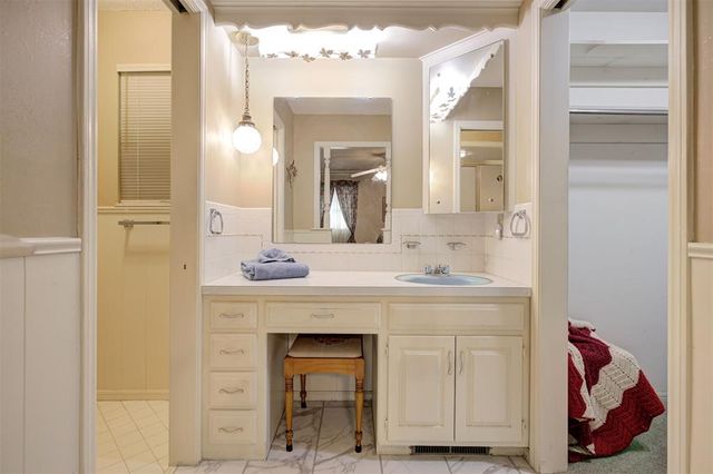 6424 S Lee Avenue, Oklahoma City, OK 73139