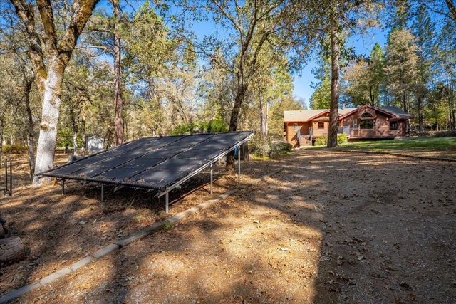 2460 Walgra Meadows Cir, Meadow Vista, CA 95722