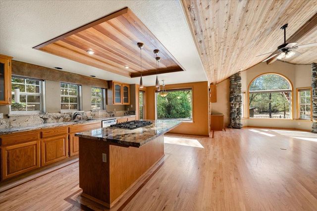 2460 Walgra Meadows Cir, Meadow Vista, CA 95722