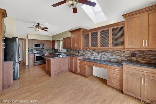 39995 Brylor Court, Clinton Township, MI 48038