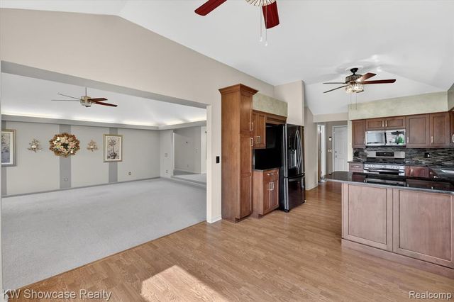 39995 Brylor Court, Clinton Township, MI 48038