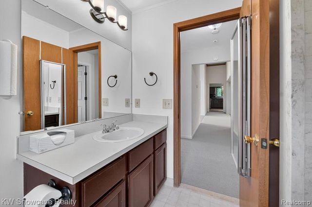 39995 Brylor Court, Clinton Township, MI 48038