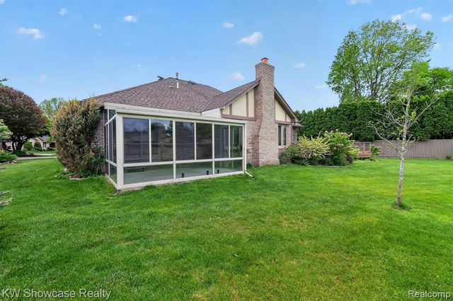 39995 Brylor Court, Clinton Township, MI 48038