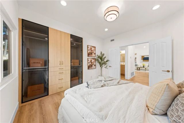 14284 Classique Way, San Diego, CA 92129