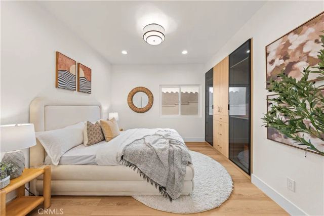 14284 Classique Way, San Diego, CA 92129