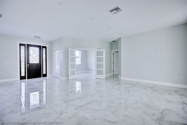 2011 W Falcon Road, Avon Park, FL 33825