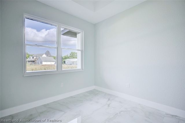 2011 W Falcon Road, Avon Park, FL 33825