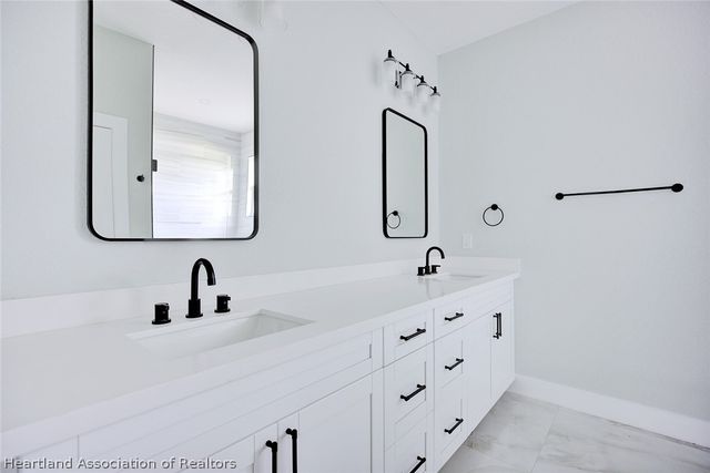 2011 W Falcon Road, Avon Park, FL 33825