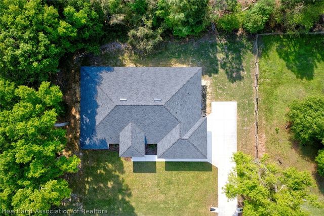 2011 W Falcon Road, Avon Park, FL 33825