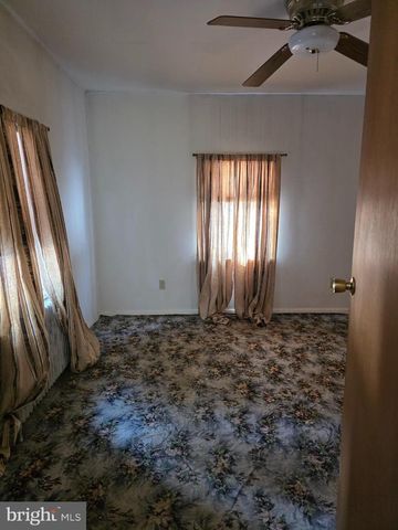 305 OAK AVE, Cherry Hill, NJ 08002