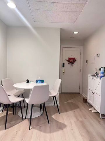 1423 Commonwealth Ave 202, Boston, MA 02135