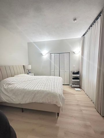 1423 Commonwealth Ave 202, Boston, MA 02135