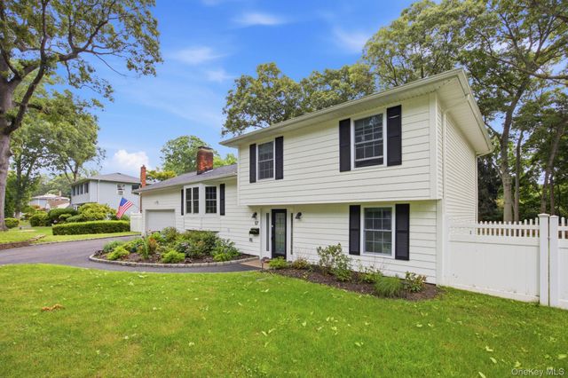 57 Brooksite Drive, Smithtown, NY 11787
