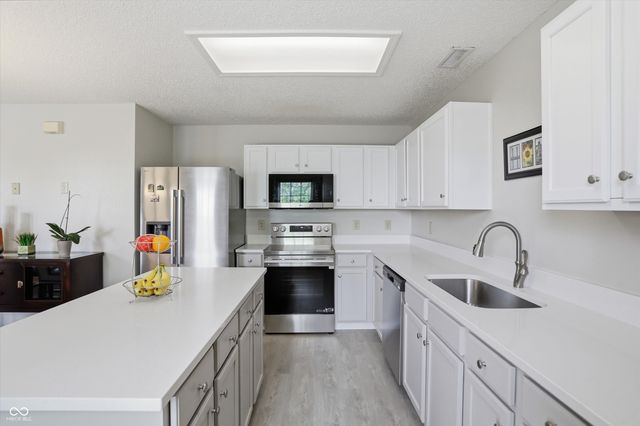 14814 Drayton Drive, Noblesville, IN 46062