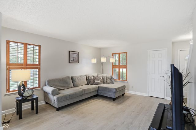 14814 Drayton Drive, Noblesville, IN 46062