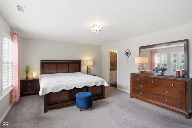 14814 Drayton Drive, Noblesville, IN 46062