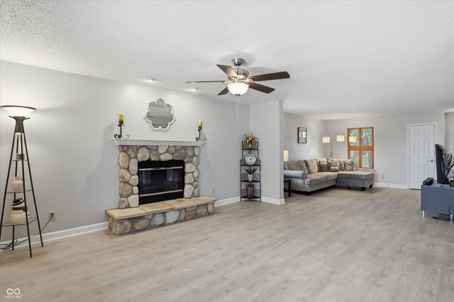 14814 Drayton Drive, Noblesville, IN 46062