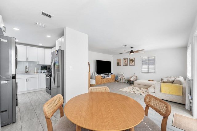 5923 Mango Road, West Palm Beach, FL 33413