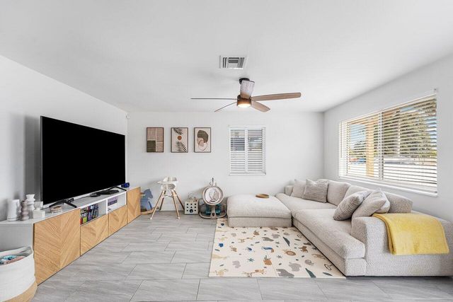 5923 Mango Road, West Palm Beach, FL 33413