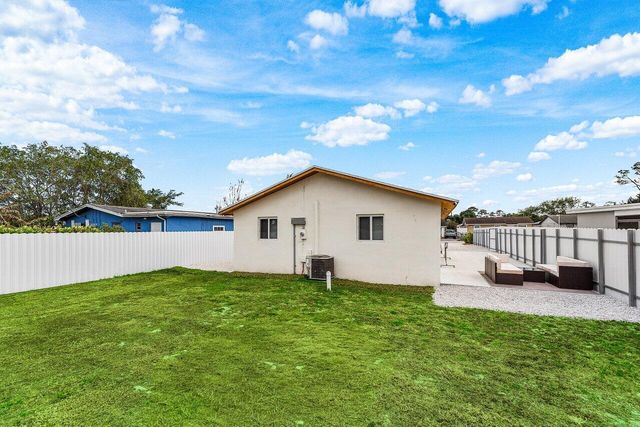 5923 Mango Road, West Palm Beach, FL 33413