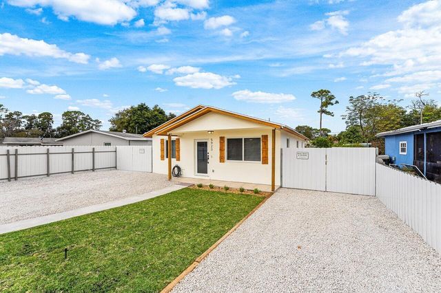 5923 Mango Road, West Palm Beach, FL 33413