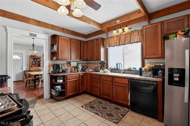 9491 Root Road, North Ridgeville, OH 44039