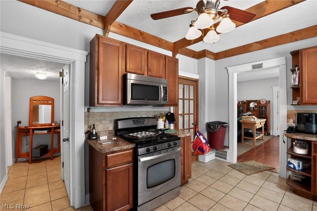 9491 Root Road, North Ridgeville, OH 44039