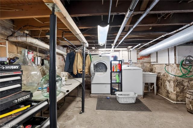 9491 Root Road, North Ridgeville, OH 44039