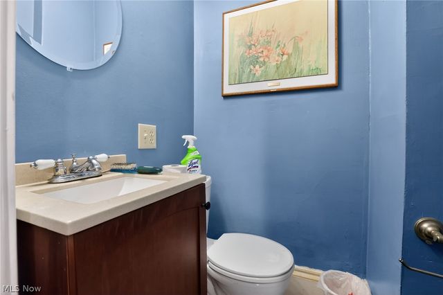 9491 Root Road, North Ridgeville, OH 44039