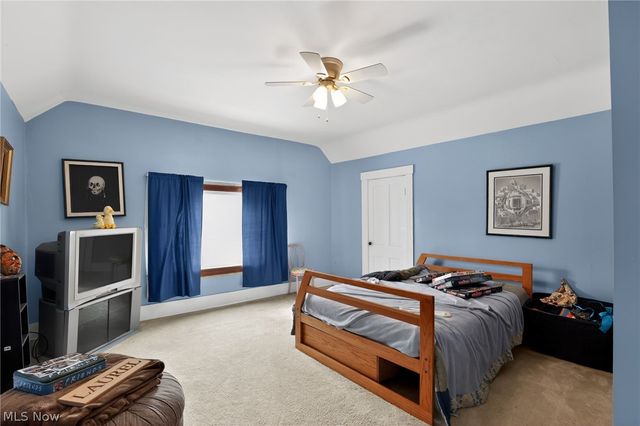 9491 Root Road, North Ridgeville, OH 44039