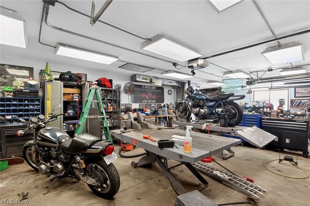 9491 Root Road, North Ridgeville, OH 44039