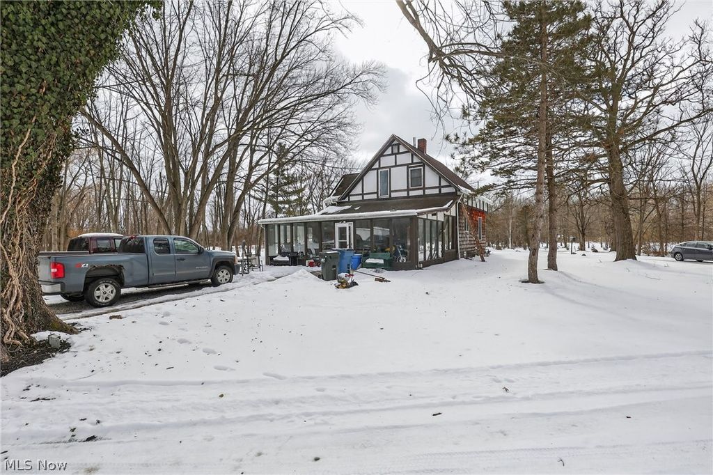 9491 Root Road, North Ridgeville, OH 44039