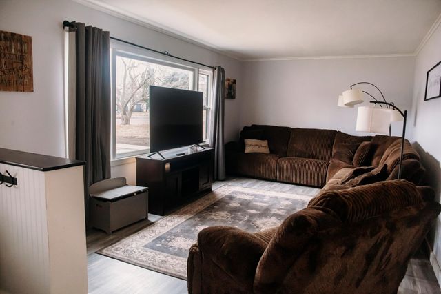 475 W 1st Street, Rush City, MN 55069