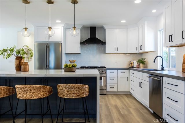 15271 Yorkshire, Huntington Beach, CA 92647