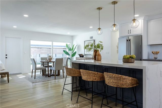 15271 Yorkshire, Huntington Beach, CA 92647