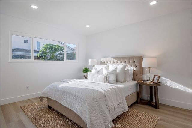 15271 Yorkshire, Huntington Beach, CA 92647