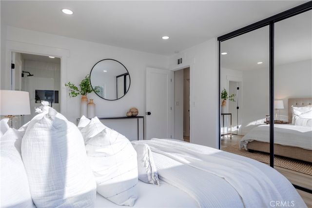 15271 Yorkshire, Huntington Beach, CA 92647