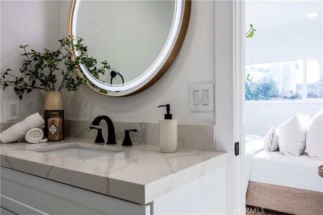 15271 Yorkshire, Huntington Beach, CA 92647