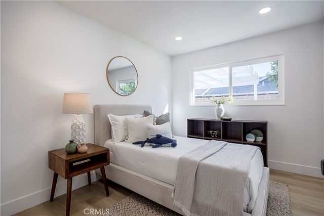 15271 Yorkshire, Huntington Beach, CA 92647