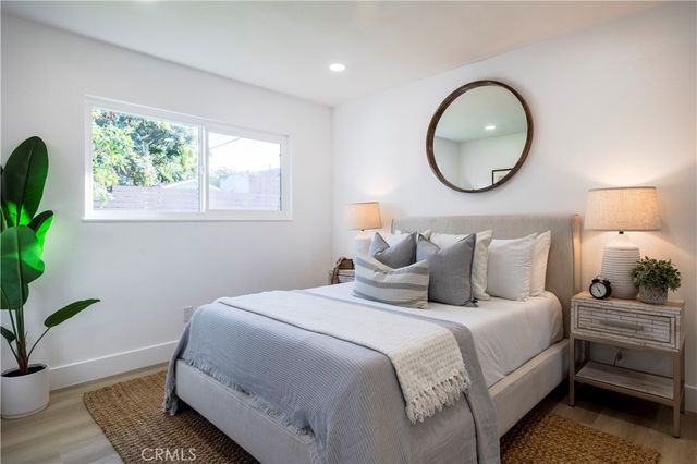 15271 Yorkshire, Huntington Beach, CA 92647