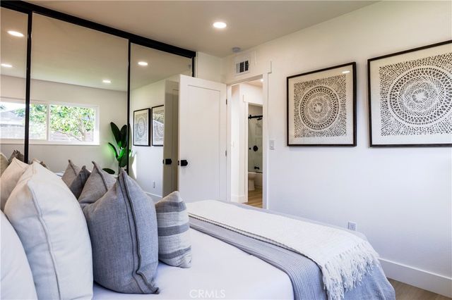 15271 Yorkshire, Huntington Beach, CA 92647