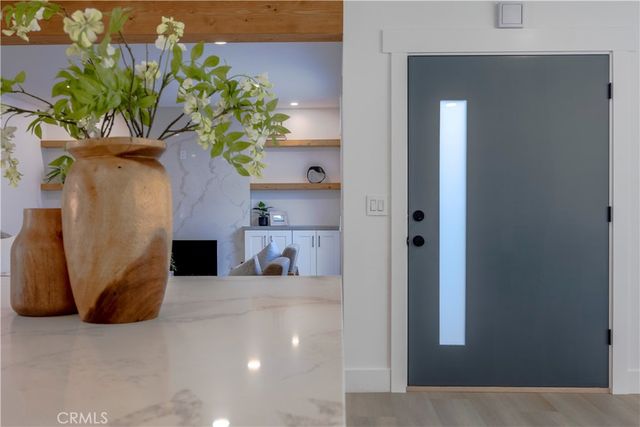 15271 Yorkshire, Huntington Beach, CA 92647