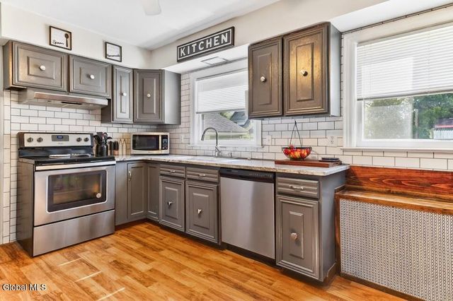 2522 Van Dyke Avenue, Rotterdam, NY 12306