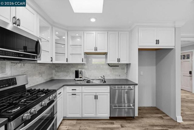 2741 Golden Rain Rd 7, Walnut Creek, CA 94595