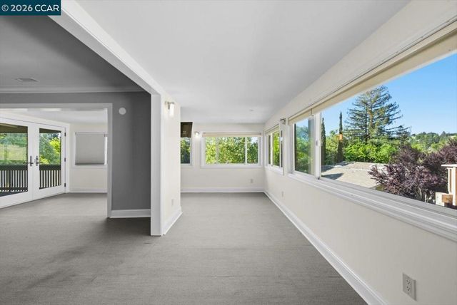 2741 Golden Rain Rd 7, Walnut Creek, CA 94595