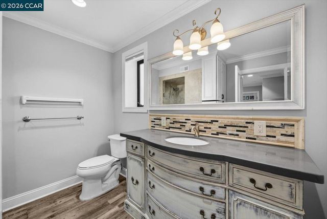 2741 Golden Rain Rd 7, Walnut Creek, CA 94595