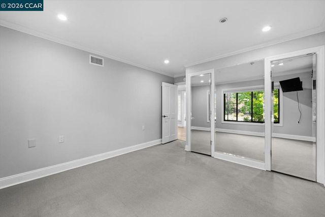 2741 Golden Rain Rd 7, Walnut Creek, CA 94595