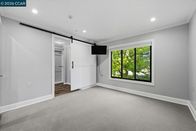 2741 Golden Rain Rd 7, Walnut Creek, CA 94595