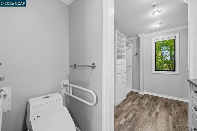 2741 Golden Rain Rd 7, Walnut Creek, CA 94595